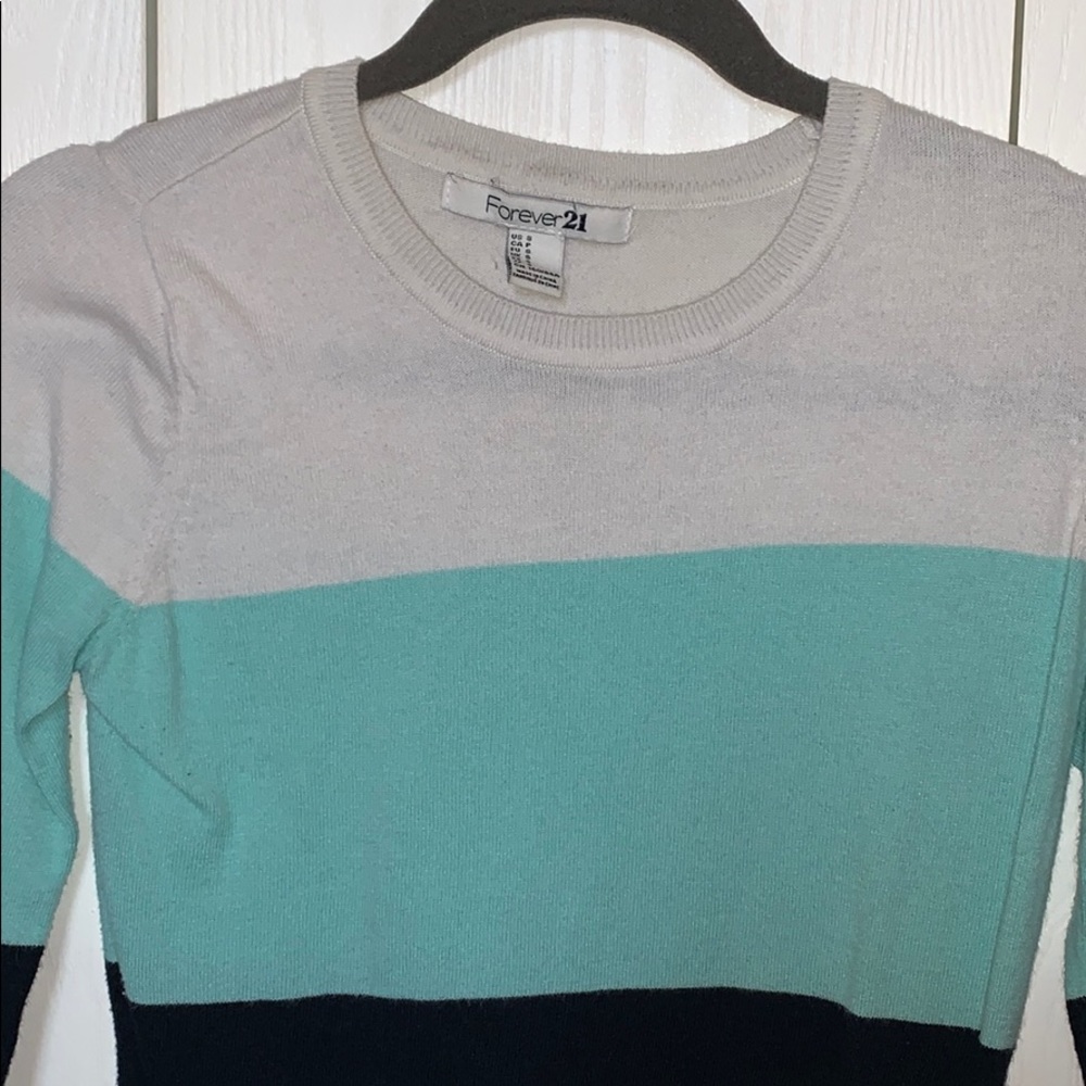 FOREVER21 OMBRÉ SWEATER